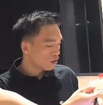 演员头像